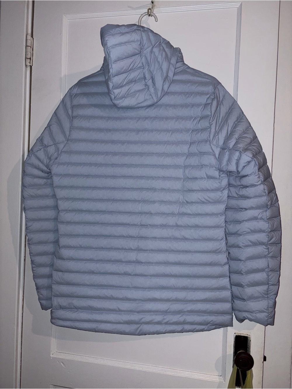 NWOT Lululemon size 14 Blue Packable Puffer Jacket with Hood - Picture 4 of 5